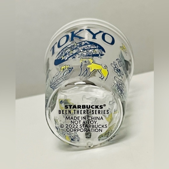 HTF STARBUCKS 2023 TOKYO Christmas Ornament - Picture 5 of 5